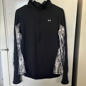 Under‎ Armour Black and Patterned XL Half Zip